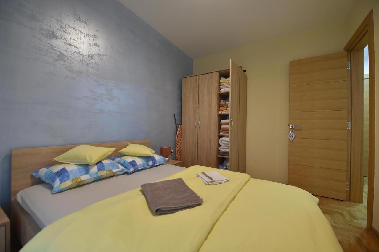 Apartment Sinisa With Garage 노비사드 외부 사진